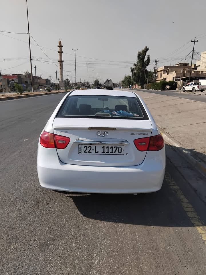 سلام عليكم
النتره صبونه ٢٠١١
دكشن عالي سياره حلوه 
محرك ١٦٠٠جديد 
كير جديد 
طخم جديد
باتري جديد 
طخم تيات جديد 
سياره ما ينردلها اي مصرف 
هزه جديده رقم اربيل مميز ١١١٧٠
السعر اتصل عل رقم 
***********
