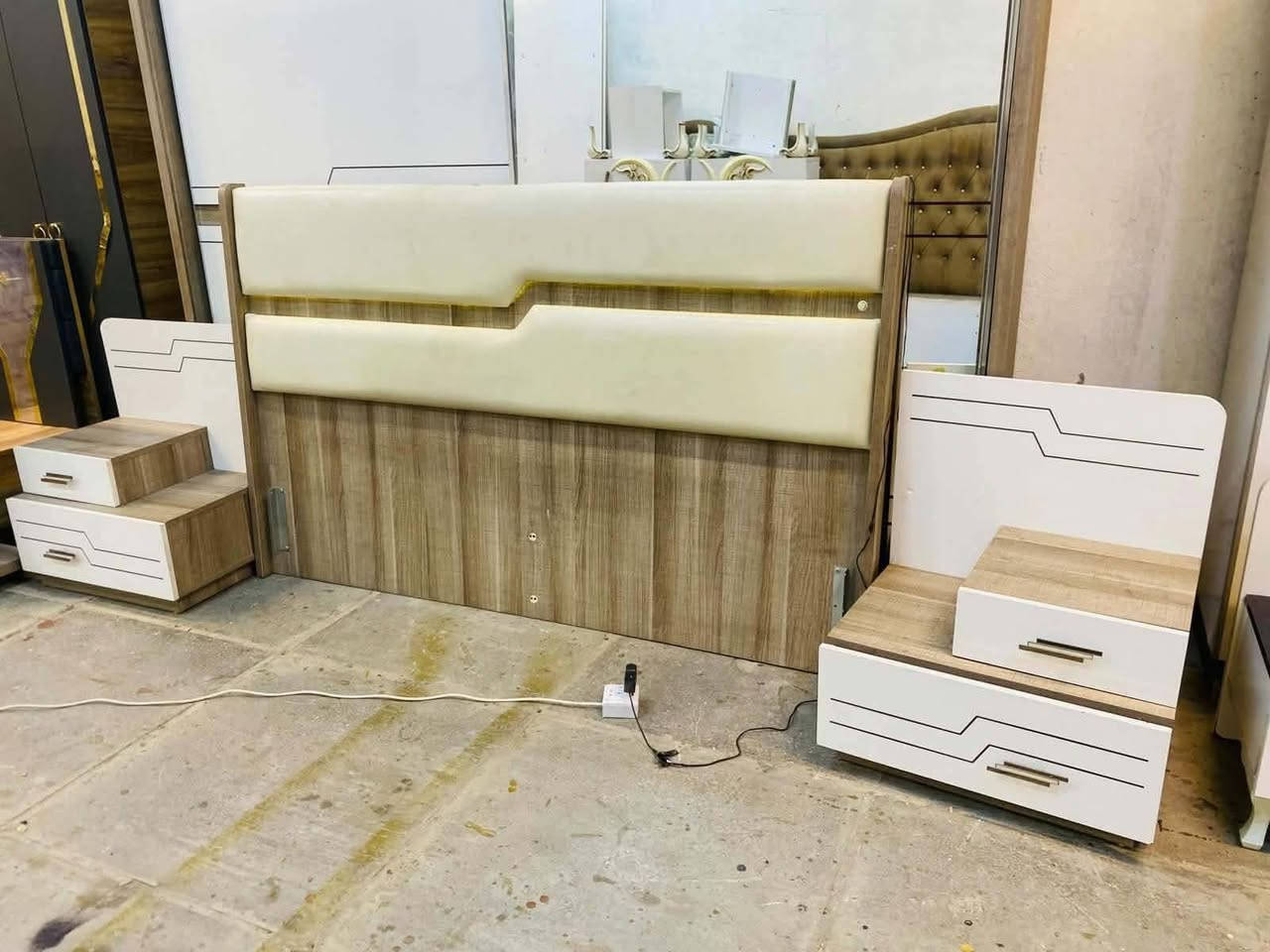 غرفه تركيه 🇹🇷مستخدم  
عدد القطع : 7
السعر : 400
نقل وشد 🪛داخل بغداد مجاني 
باقي المحافظات كروه 

تفضل واتساب فقط محظوره مااكدر ارد ماسنجر أسعار مناسبه موديلات احلى ***********
