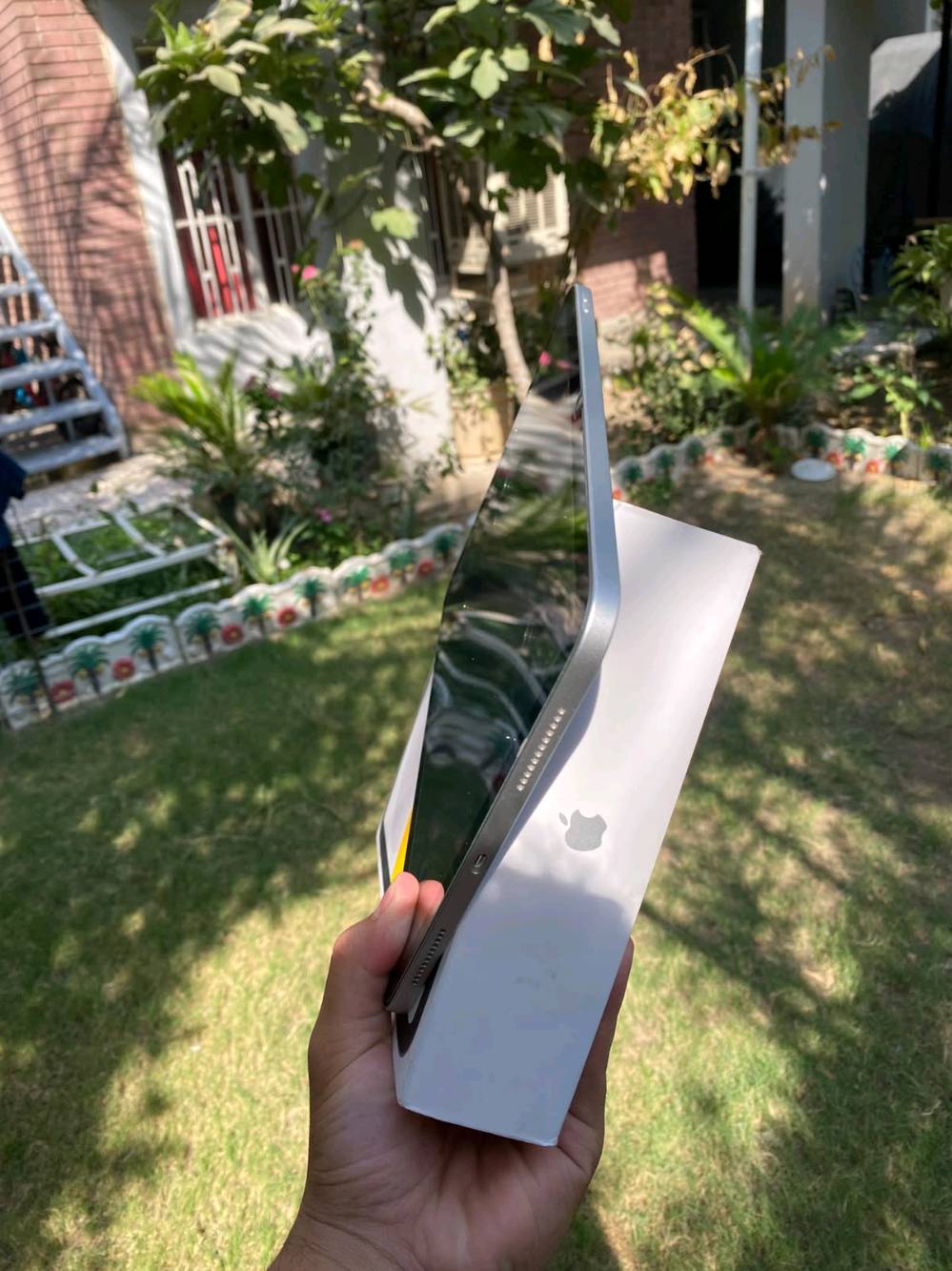 السلام عليكم 
iPad (11)A16
ذاكره 128
بطاريته 96🔋عدد الدورات127
اللون رصاصي تيتانيوم
الايباد بعده بل ضمان ينتهي بشهر ال١٠ الجهاز كلش نضيف وما مفتوح ولا مصلح ابد بل باكيت السعر 490 مكاني بغداد حي الجامعه وسعر بي مجال حك الجية رقمي للأستفسار:***********