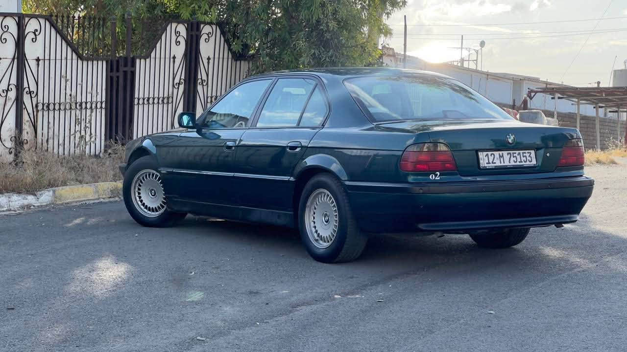 بي ام دبليو ٧٣٥ • موديل ١٩٩٦ • طوافة بنزين