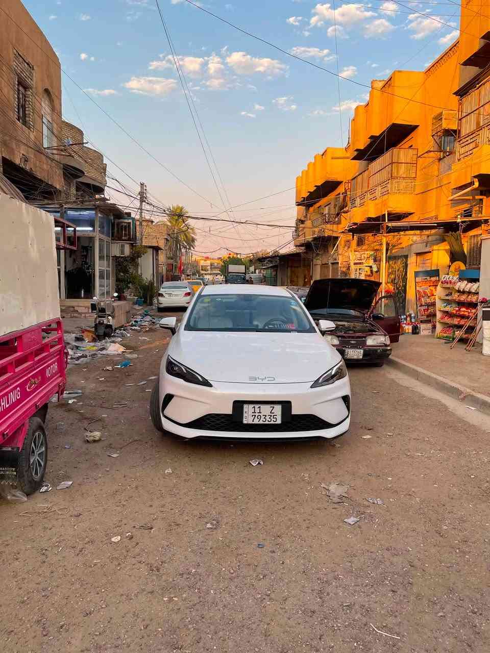 السلام عليكم بي وايدي سيل 5 موديل 2025 مكفولة كفالة عامة ماشية 7 الف الكلي السيارة بأسمي تحويل مباشر العنوان الشعب السعر 20700مكلف بلنشر او هاذ رقم صاب السيارة ‭***********‬
