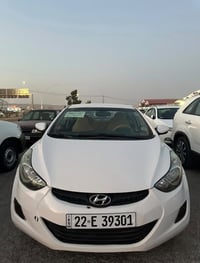 النترا • أبيض • ٢٠١٤