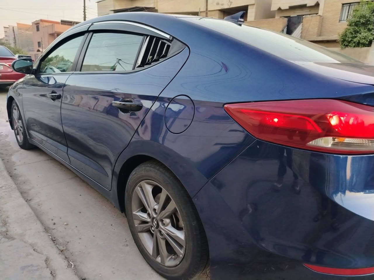 النترا 18 فول فتحه بصمه محرك 2000 ماشيه 82 بغداد باسمي هزه جديده غرامات صفر مكاني بغداد الدورة
السعر 115$
***********

