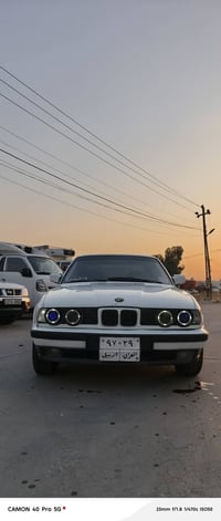 بي إم دبليو 520i • ١٩٩٠ • أربيل