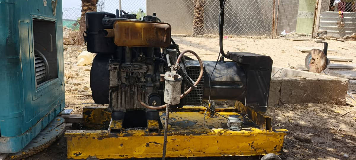 مولد دويز ايطالي اصل كهرباء غير محور  13KVA ثري فيز  نظيف شغال ما ناقصه اي شي للبيع للاستفسار الاتصال على ‏‪***********‬‏
