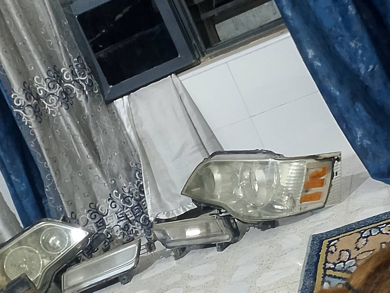 سلام عليك بقلايه للبيع مال جنبي اجوان قلاب اثنين اتصل مكان بغداد جسر ديالى القديم ***********

