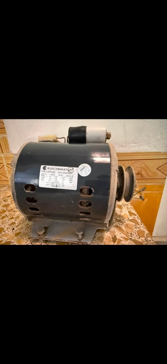 ماطور نحاس سرعتين +واتر بم اصلي كبير للبيع
