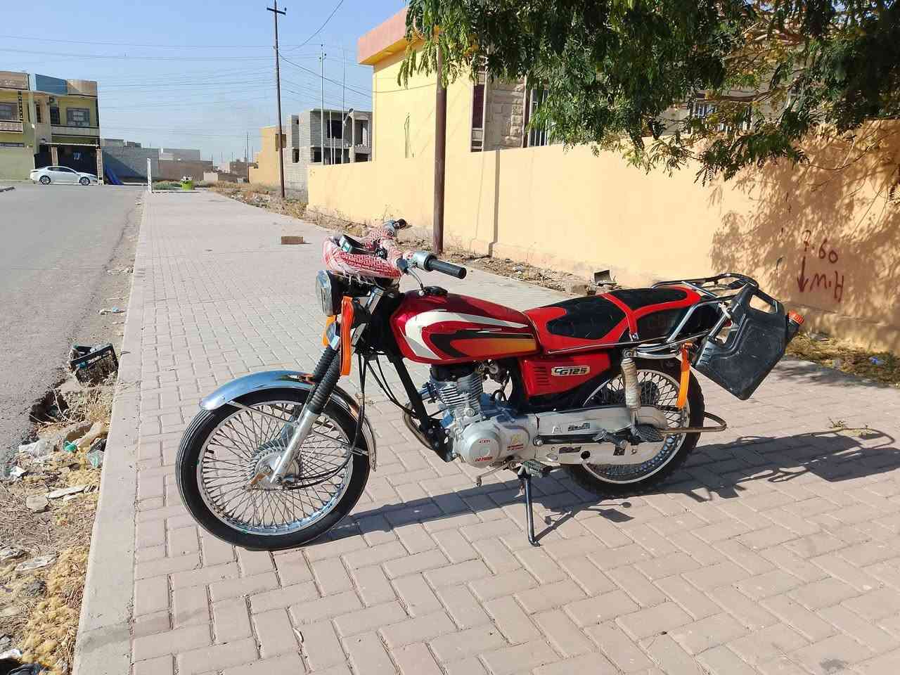 سلام عليكم موطور تايكر 2018البيع او مراوس نضافه فول كهربائيات شغاله السعر 380 راسلني خاص وهاذا رقمي ***********
