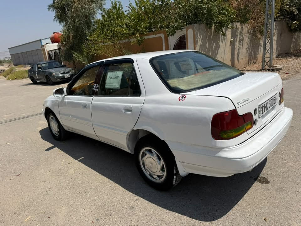 يالله انتره موديل 95 محرك وكير مكفولات لا تنقيص ولا تبخير السياره مصبوقه بس جماليه تخم تاير صدر امامي خلفي فول نضافه  شرط التحويل  سنويه وهزه مجددات الى ٢٩ رقم انكليزي  بغداد العنوان الخالص السود السعر.   28   وبيه مجال  التصال***********   اسيا ***********
