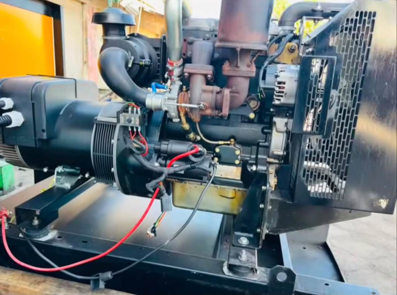 مولد بيركنز • 50 KVA • ساعات قليلة