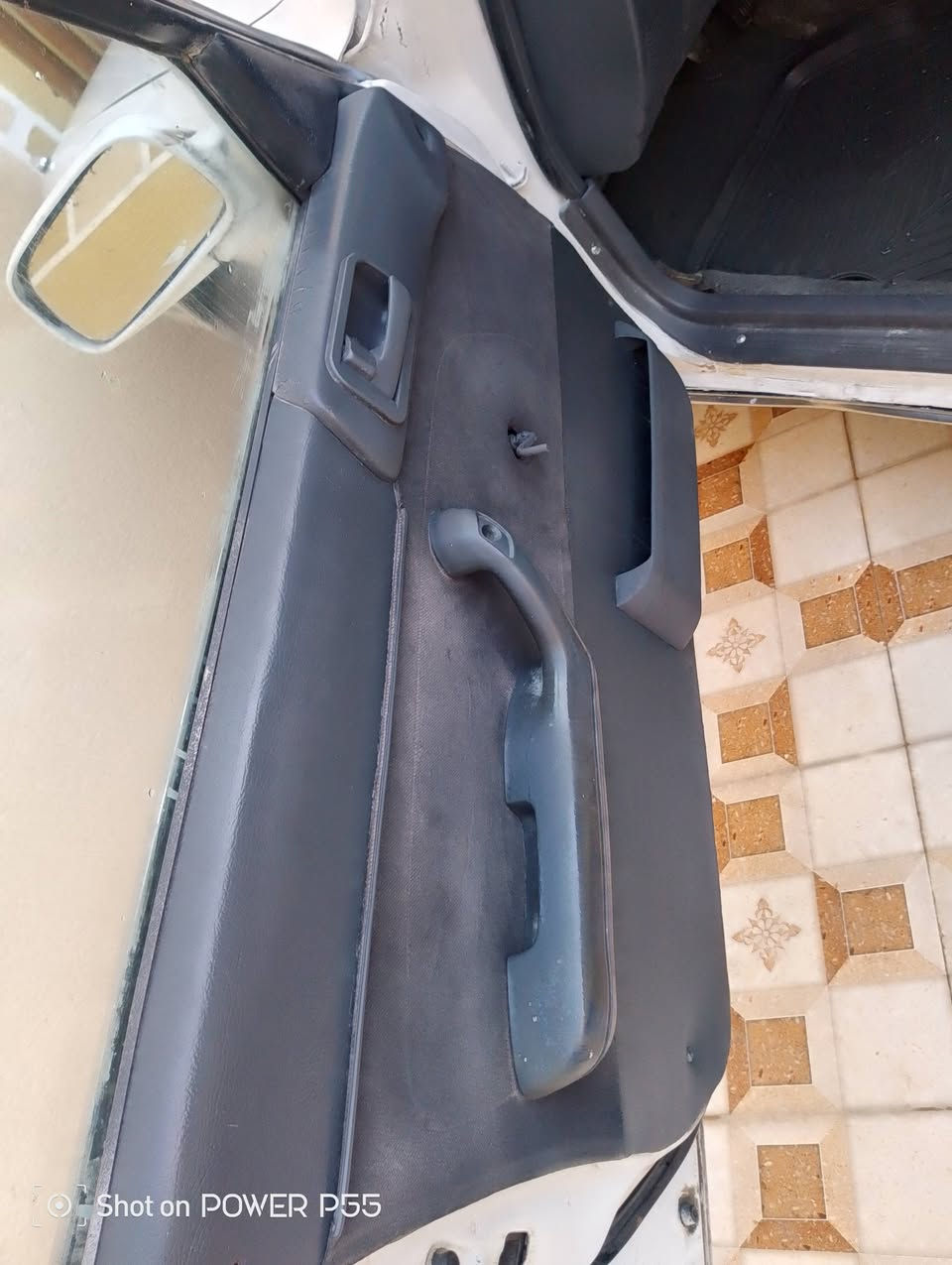 سلام عليكم كروسيده كربلاي أيسر بلاد للبيع موديل ٩٢ رقم بصراه ألماني مشروع وطني اليف  سنويه انكليزي استوه انتهت راعيه موجود يمي مكينه ونجي جديد كير بل كارتون كهربائيات كله شغال تخم تاير ويلكب جديد حداديه جديده سياره مكفول كص ونقل جثه وضربه وعيب شرعي دوخل بل كارتون جام جوبي بلاد مشط جديد سياره جاهزه مال جناي الله شاهد متعوب عليها السعره ٣٧ وبيه مجال بيع مستعجل مكاني البصره وهاذ رقمي ***********

نص مكتوب في الصور:
- Shot on POWER P55