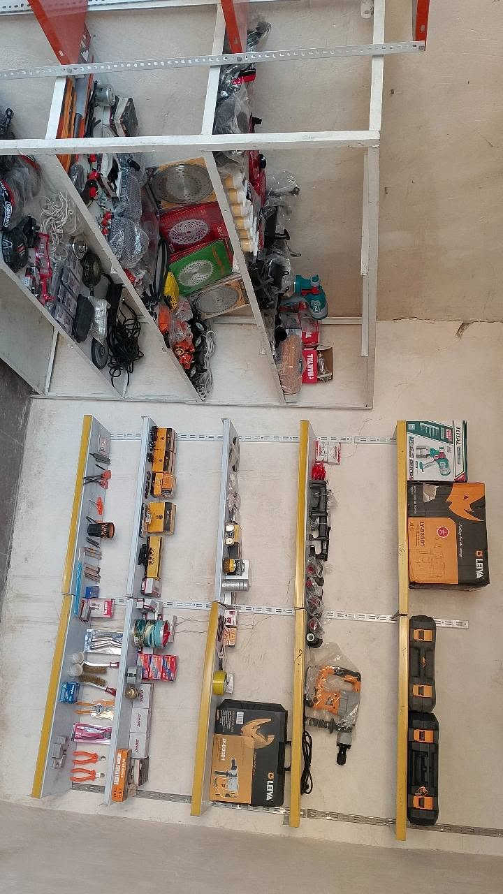 #تم افتتاح محل أبو منيب لبيع الأدوات الإحتياطية (مولد_ حاشوشة_ دريل چگ همر _منشار خشب) مقابل جامع القطمير 
***********

