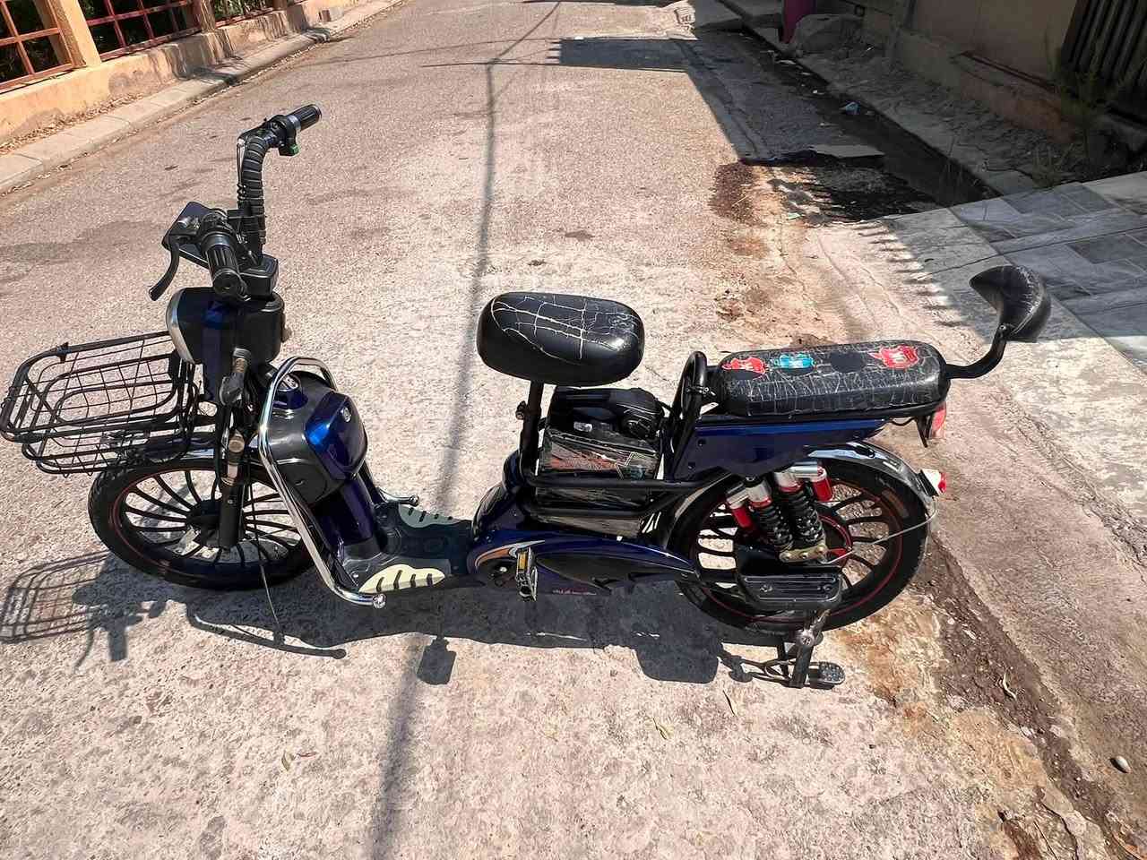 ماطور للبيع جاهز من كلشي سعرو 250 وبي مجال رقم الموبايل ***********
