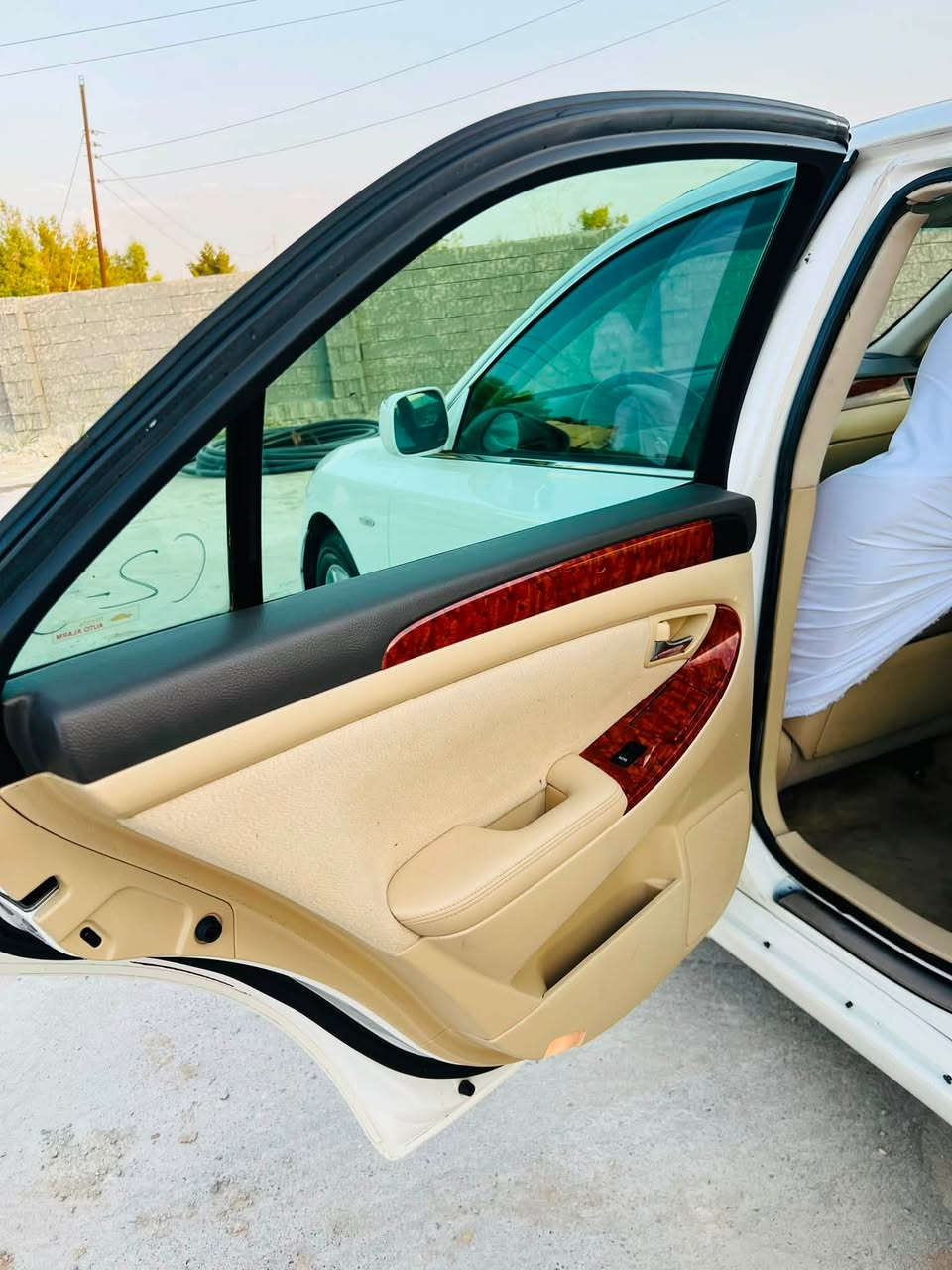 شاهینە بۆ فرۆشتن ۱۸۲ بڕاوە بڕاوە بێ دوکەڵ   دەعمو لێدراوی هیچ نیە بێ بۆیاخ  مەجموعە سوکانی لێگززە  پشتو پێشی حاسەیە ۹۱ هەزار رۆشتوە  تەقەو رەقە بەشەرت  دو دوگمەی ناوزەرد  سعر ٤۸ مەجال تکایە مشتەری نیت چات مەکە *********** شوێن پیرەمەگرون
