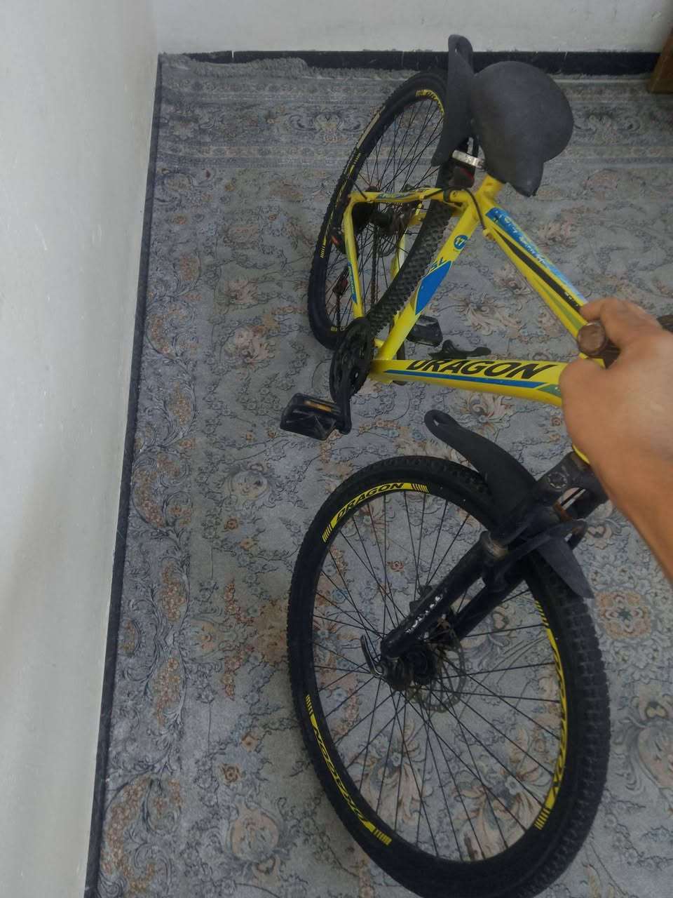 سلام عليكم بيسكل للبيع حجم 26 ياباني السعر 60 وبي مجال حك الجية مكاني بغداد البلديات دورالعمال شارع اثلاثين رقمي ***********
