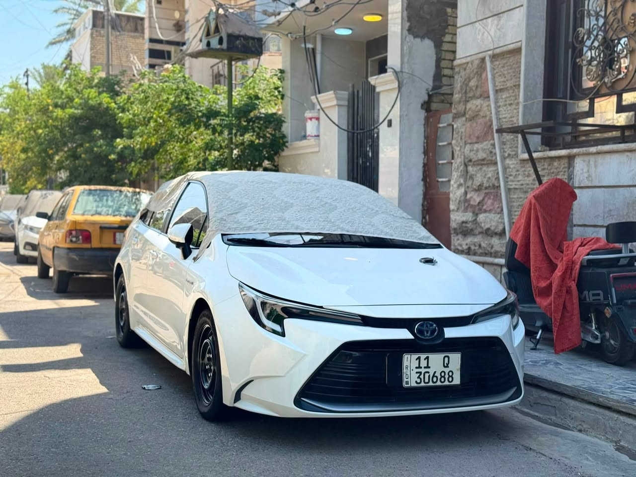 سلام عليكم 
كورلا هايبرد 2024 شكل الامريكي كافله عامه ماشيه 59 كيلو 
رادار 
تحكم سترين جهاين 
فتحه 
حساسات 
كشن جلد 
تخم تاير جديد 
سياره مابيه اي نقص مثل ما واضحه بالصور 
***********
