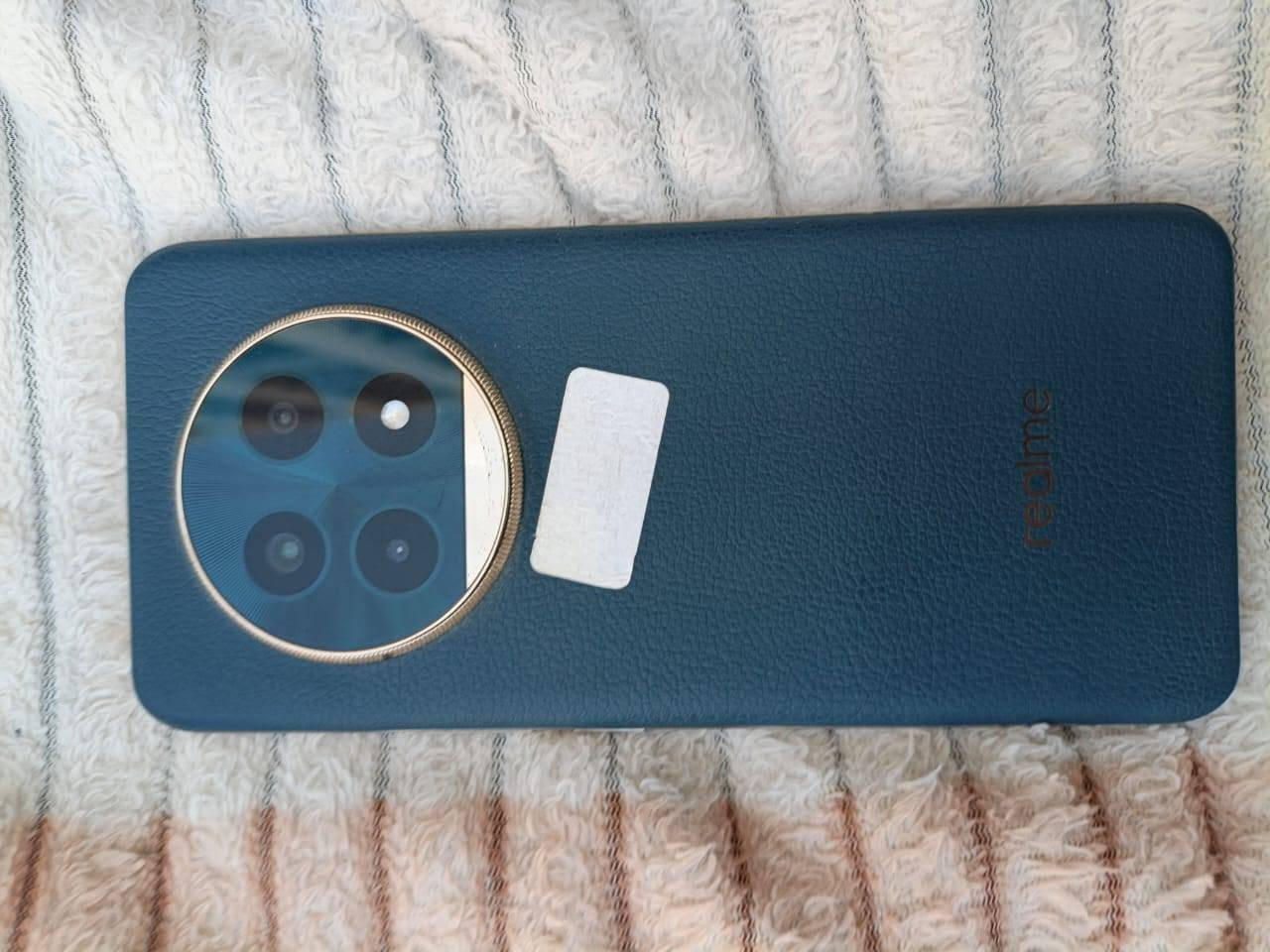 سلام عليكم جهاز realme 13 برو بي فطر بصيط سعره 275 او بي مجال رقم تلفون *********** بي واتساب
