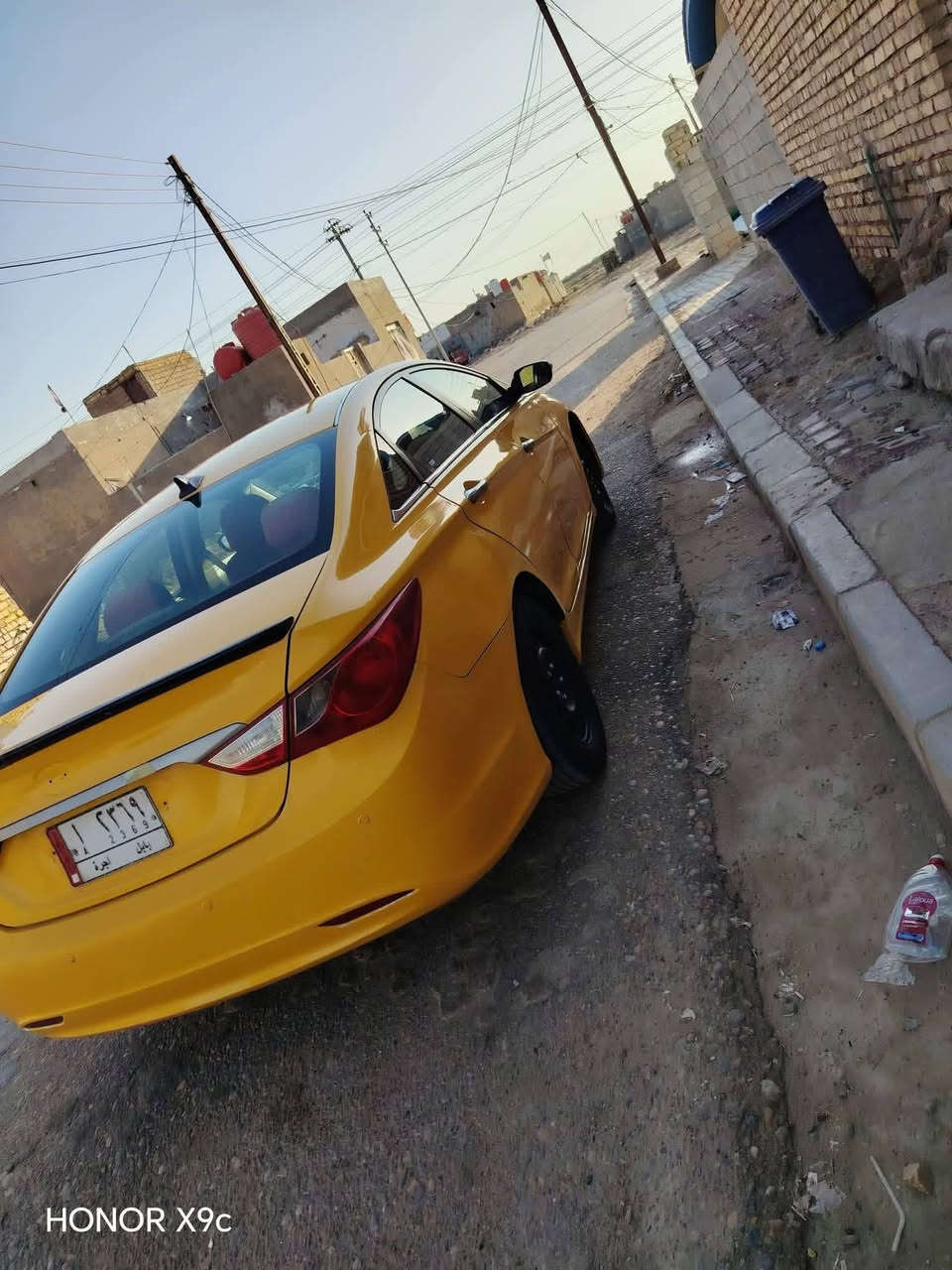 البيع سوناته مريكي ٢٠١١ تكسي حادث جاملغ وبنيد سياره كير مكينه حداديه وتخم تاير تبريد جاهزه من كل نقص مابيها سعر قفلها ٧٠ شراي يتصل *********** مراوس راوس بحدث وجمل
