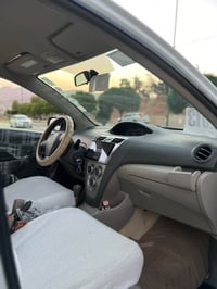 يارس ٢٠١٣ • اوتوماتيك • جير ومكينة زين