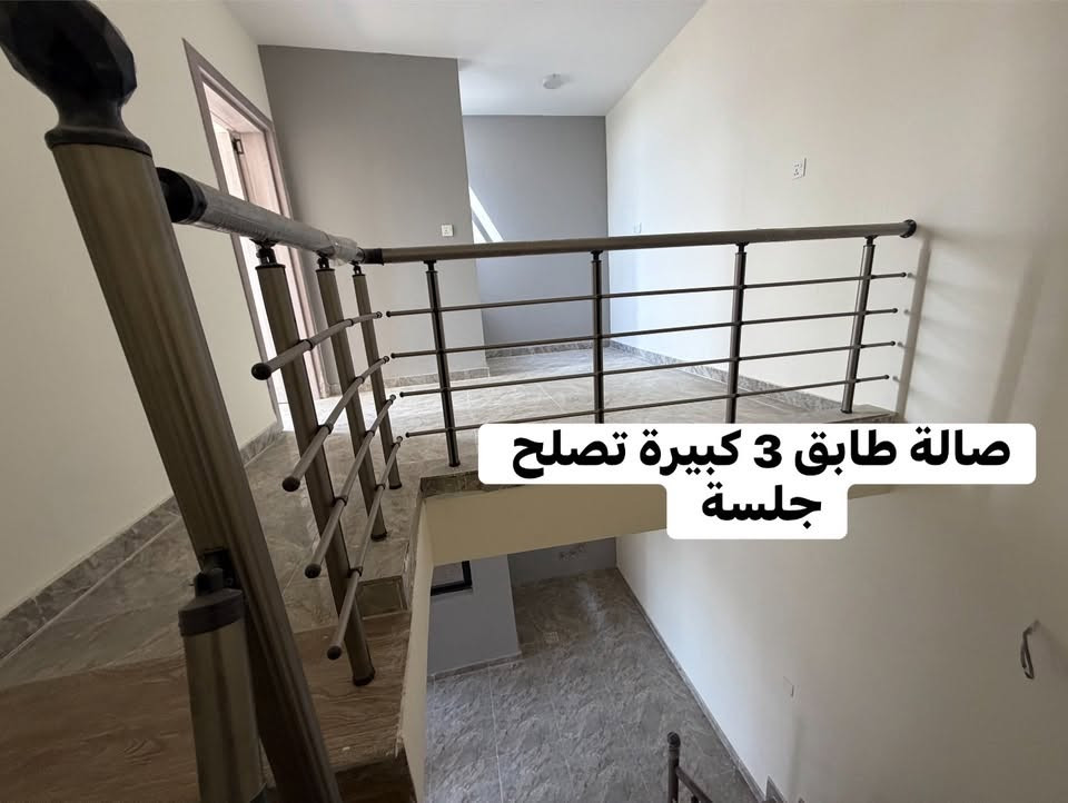 دار للايجار 50 م
واجهة 6.25 مدخل مطبخ ومدخل استقبال 
ثلاث غرف نوم 
جديد زيرو بناء حديث ما مسكون 

حي دجلة فرع 25 

***********
