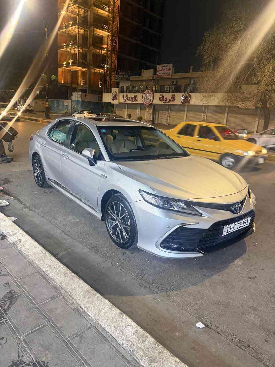 تحيه طيبه السلام عليكم 
كامري 2024 هايبرد  وكاله عبد اللطيف جميل
خليجي مكفوله
عداد المسافه 33 الف 
سعة المحرك 2.5L
بقوة 215 حصان 
فتحه 
برده 
حساسات أمامية 
حساسات خلفية
لايت زينون 
 كشافات 
سلايد رووف 
ويل كب 18
اريل نفكيتر 
 بصمة 
شاشة
كاميرا دوارة
الانارة الداخلية LED
كسن  السائق كهرباء 
مثبت السرعة Cruise
المودات والأوامر الصوتية
أوضاع القيادة  Drive Mod
حساسات ضغط اطارات 
تبريد شاشة
قطعتين تبريد
هاند بريك بصمة 
ا ABS    
أوتو هولد
رقم بغداد دولي باسمي تحويل مباشرة 
السعر 235 ورقه 
اي استفسار 
***********
مكان بغداد كاظميه
