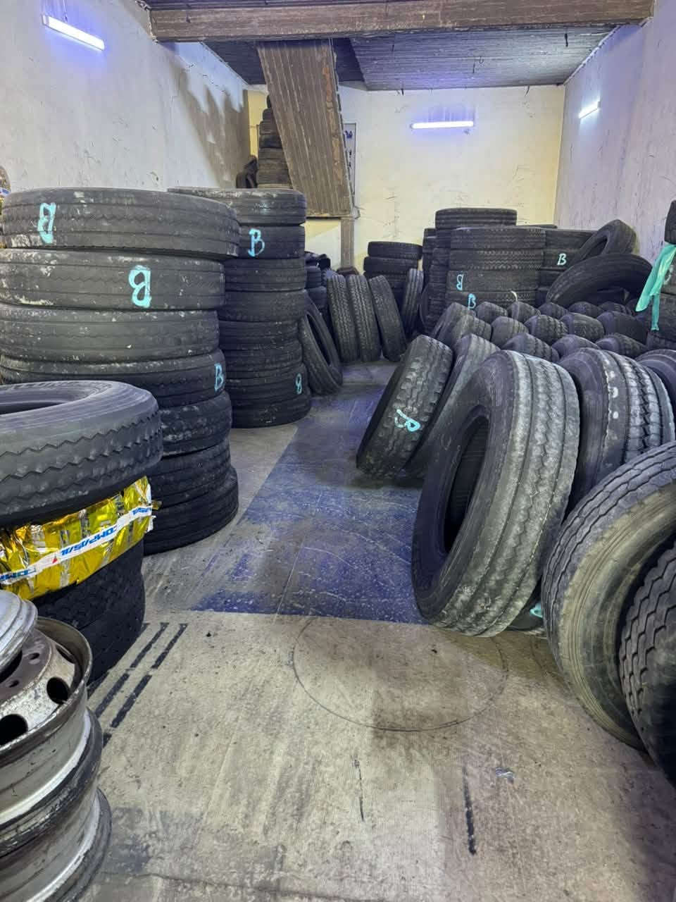 مجمع الإمارات • القاسم بابل • جديدة