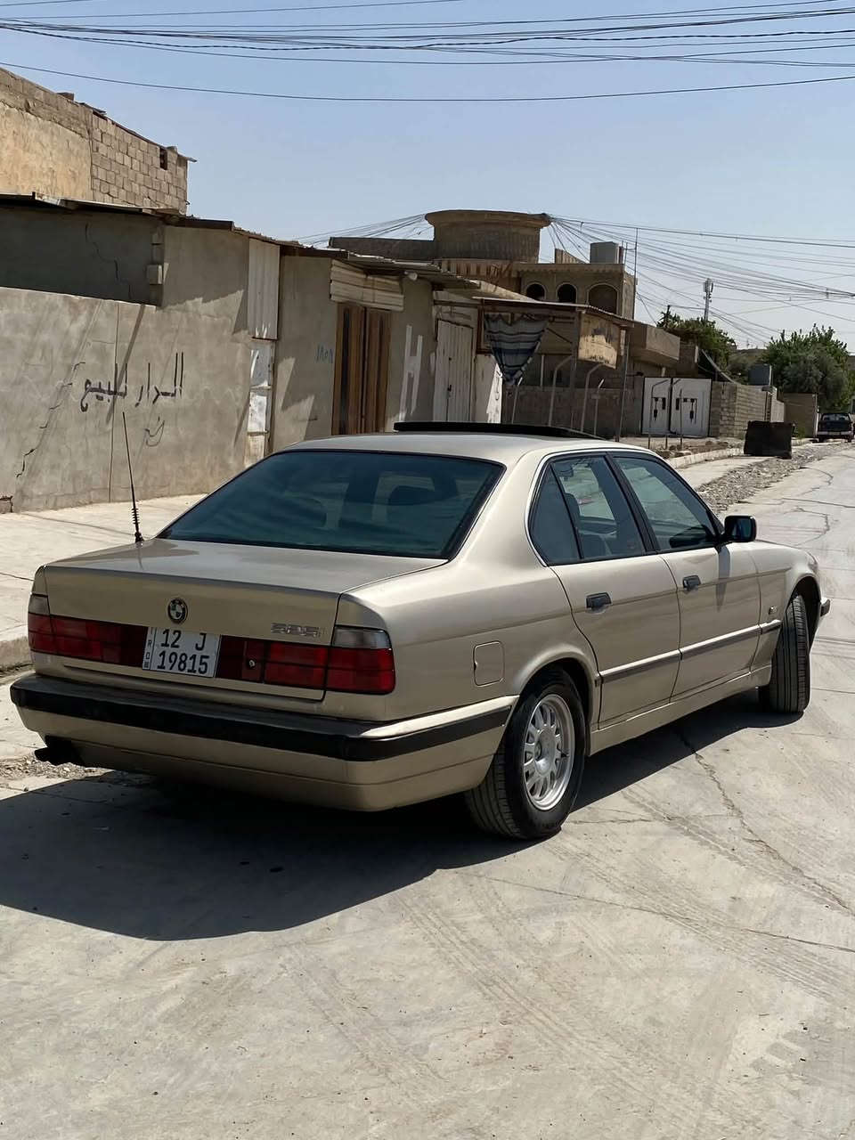 بي ام 525 اصل محرك كبس (مسكر) شرط كير اوتوماتيك شرط سلايت رقم مسطرة نينوى شرط التحويل طخم تايرات جدد جامات كهرب 
للبيع او مراوس 
عنوان موصل - مشيرفة
السعر 49$ و بيها مجال
***********
***********
