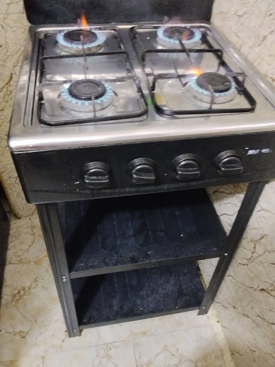 طباخ استعمال اسبوع 45 الف حتى كارتونه موجوده موقع بغداد الدوره الاثورين *********** للتفاوض على السعر الاتصال على الرقم بي واتساب
