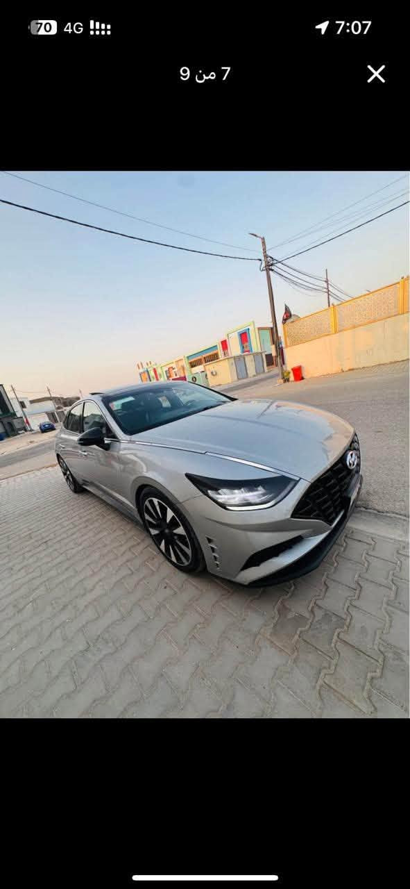 🚘 للبيع هيونداي سوناتا 2021 فول مواصفات 🔥
✨ سيارة أنيقة وعملية تجمع بين الفخامة والراحة والتصميم الرياضي

🔹 النوع: هيونداي سوناتا 2021
🔹 المواصفات: فول مواصفات
🔹 الممشى: 70 ألف كم
🔹 الحالة: حادثة 3 قطع بنيد وجاملغ
🔹 الفحص والمعاينة: متاحة للجادين

💎 تصميم عصري ومميز
💎 مقصورة واسعة ومريحة
💎 سيارة مناسبة للاستخدام اليومي والسفر
💎 مواصفات وتجهيزات متعددة حسب الفئة

💰 السعر: بيها مجال بالسعر والمعقول

📌 السيارة جاهزة للفحص والمعاينة والاطلاع على حالتها

📞 للاستفسار ومعرفة السعر والتفاصيل:
***********

🔥 اللي عنده رغبة جدية يتواصل ويانا، والرزق على الله 🔥

نص مكتوب في الصور:
- 50 4G 3:26 bid.cars تم 2 / 10 1:1
- 50 4G 3:26 bid.cars تم 1 / 10 1:1
- 1 من 9
- 3 من 9
- 7:07 4 من 9
- 9 من 9
- 70 4G 7:07 9 من 9