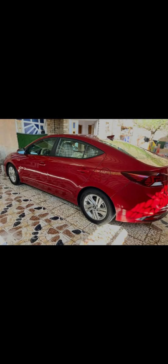 ‏أخوان متكلف بالنشر ‪+964 771 080 3635‬.   للبيع سيارة جديدة وحلوة
