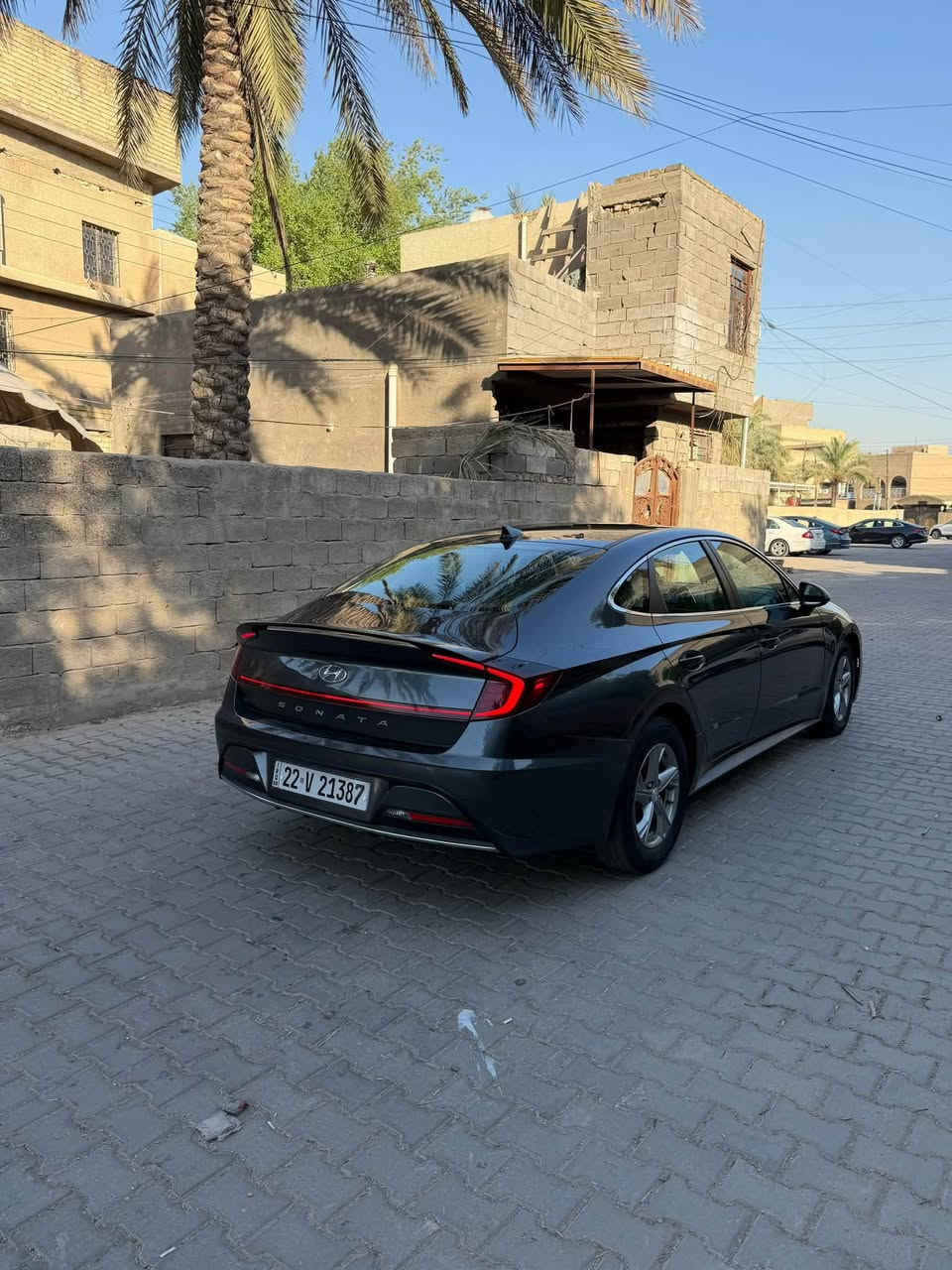 سوناتا 2023 وارد امريكي حادث بنيد فقط بدون دواخل وبيها مكانين بارد ه
فول قياده اليه

سستم صوت

مكان السياره بغداد

السعر 147

***********
