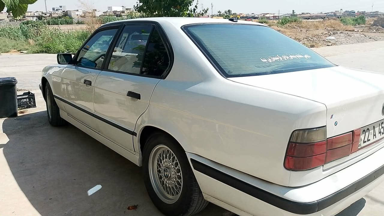 للبيع بي ام موديل 94 حجم 520كير محرك بومه 520 ضرره خلفي بدون دواخل صدر أمامي وخلفي كله جديد سنويه لل 2030 كير محرك بل شرط كهربائيات كلها شغاله السعر 55 وبيها مجال للاستفسار الاتصال على الرقم *********** العنوان كركوك واحد حزيران

نص مكتوب في الصور:
- Shot on POWER P55+