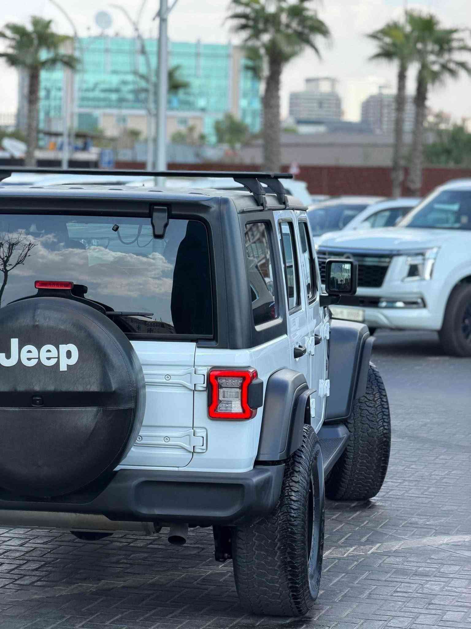 سلام عليكم 
Jeep Rangler-V6
مۆدێل 2022
بێ بۆیاخ
گێڕ تۆماتیل
سەحاری
دەبڵ اکسل - 4 جام کارەبایی 
تاخم تایەو ویلی لۆکی لە ژێرە
تەنها60 هەزار ڕۆشتوە
بەناوی خۆمە 
گێڕ مەکینە تەحویل تەبرید بەشەرت
سعری258$ 💸وەرەقەو کەمێک مەجال
شوێن هەولێر
ژمارەتەلەفۆن☎️
کۆڕەک:-***********
واتساب:-***********
_________________
سلام عليكم 
جيب رانكلر 
موديل 2022
سيارة مكفول بدون صبغ 
سحاري 
دفع رباعي- ٤ جام كهربائي 
٤ تايرات جديدة 
سيارة ماشي 60 الف 
سيارة بسمي 
گير معرك تحويل تبريد بشرط 
سعر 258$ 💸ورقة وبيها مجال للطيبين 
مكان اربيل 
رقم هاتف ☎️ 
کۆڕەک:-***********
واتساب:-*********** أربيل, العراق
