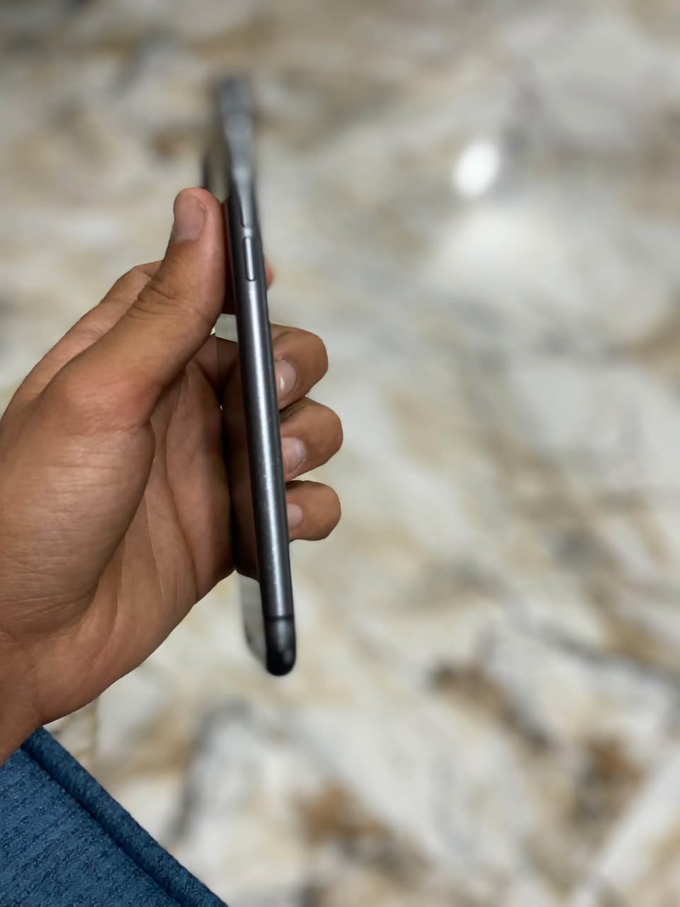 آيفون 11 • ١٢٨ • بلادي