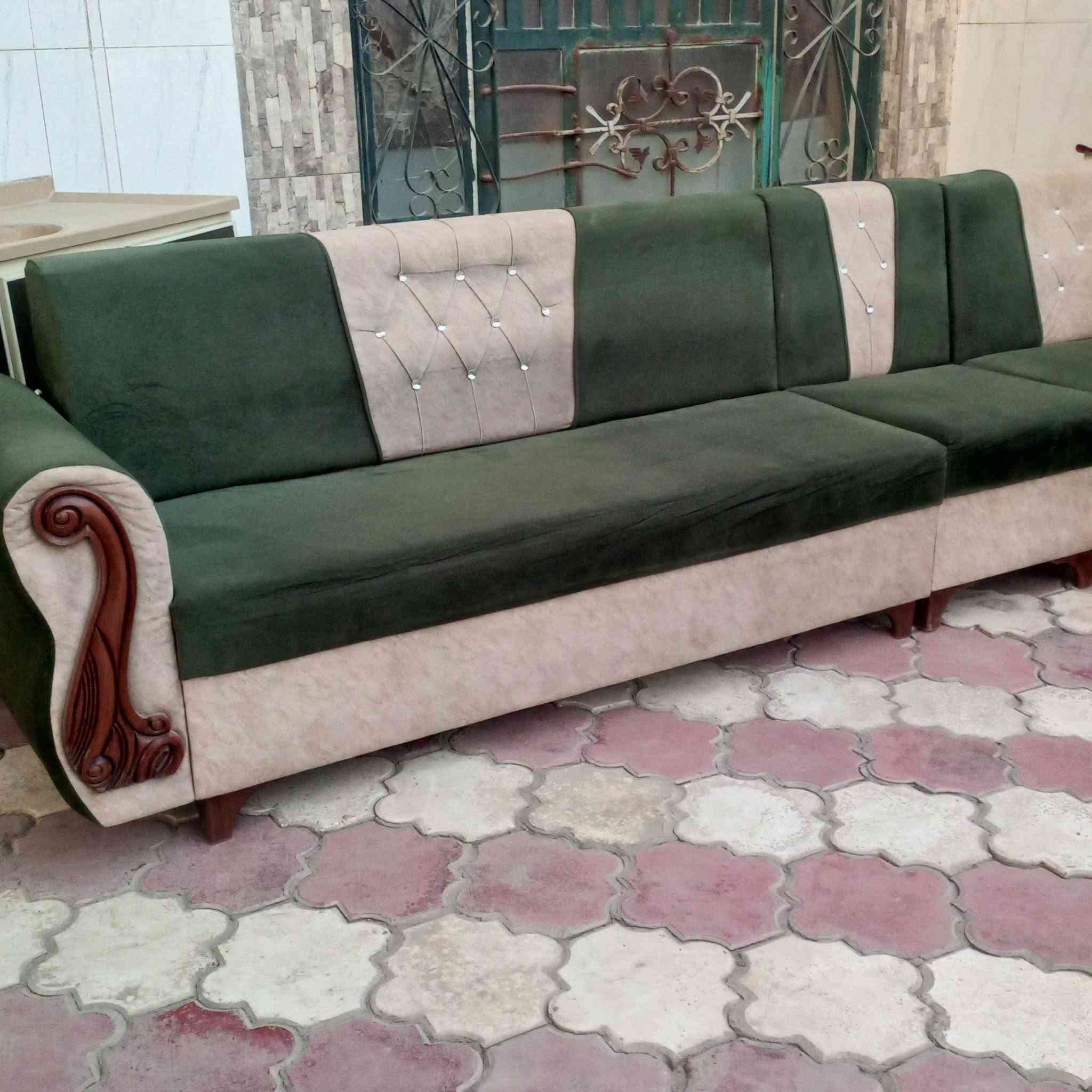 ديوان • ١٠ مقاعد • بابل الحمزه الغربي