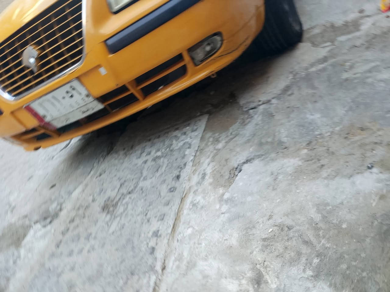 سلام عليكم سمند موديل ١١مكينه بيه بدايه وسياره حلوه تبريد ثلج باتري  جديد  صدره حلو تايرت حلوه مكاني بغداد وشرط تحويل *********** سعره ٢١
