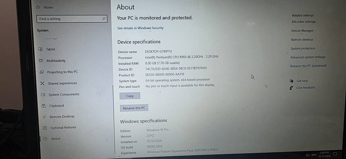 ASUS X53S • متكسر • قطع غيار