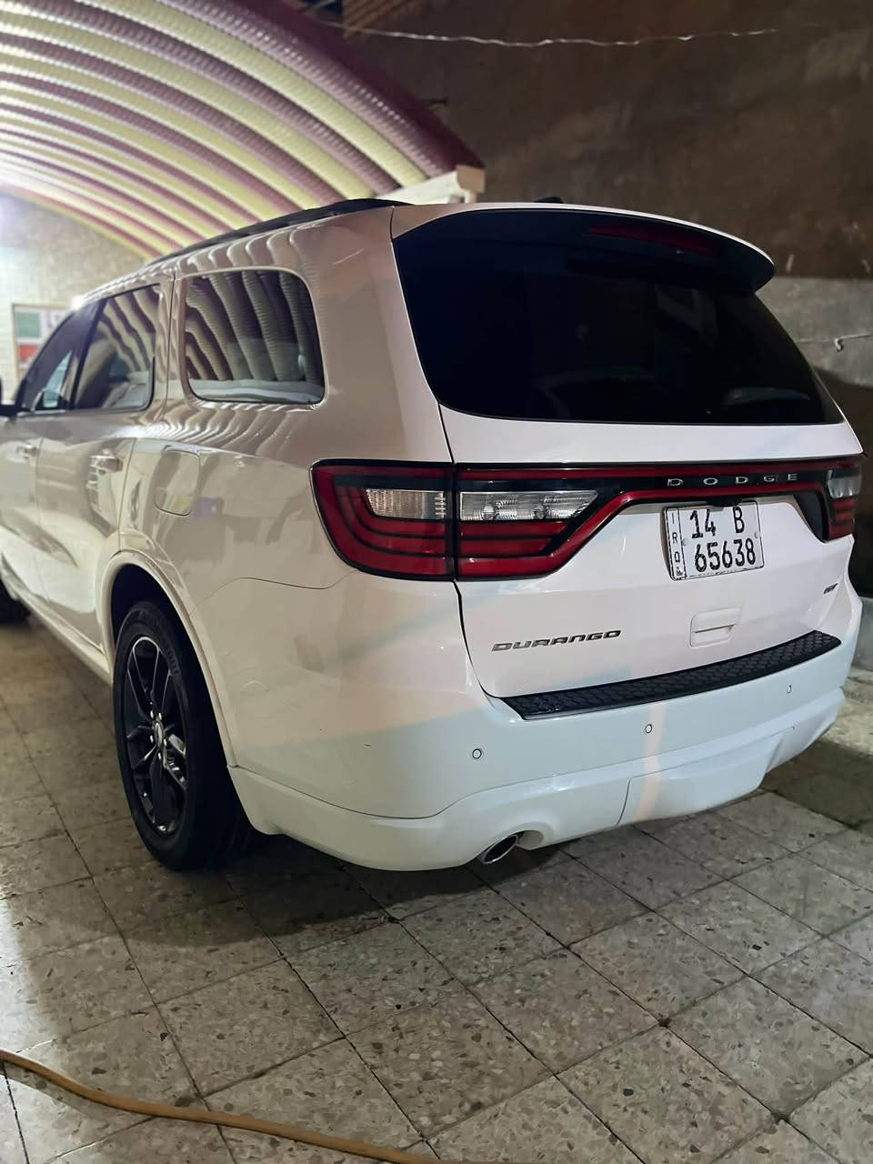 دوج دورانكو  GT PLUS جيتي بلاص اعل مواصفات للخير  رادار
المحرك : V6 . 3.6L .

الموديل : 2024 وارد امريكي دخول جديد . 

🔴السيارة وارد امريكي دخول جديد ضرره بنيد واطراف الجاملغات الاماميه تصليح فقط عل كد التعديل  البنيد مبدل 
اصلي تفصيخ وانصبغ لأن الون ما اطابق

رقم بصره شهداء سنه ونص وتتحول بيه وكاله عامه بأسمك مطلقه 

المواصفات :. 

بصمه +بصمة ابواب + تشغيل عن بعد 

السياره رادار امامي ورادر خلفي

* مصابيح امامية زنون مع اشاره لد .

*مصابيح امامية مع LED . 

* كشافات ضباب بروجكترات LED .  . . 

* شاشة كبيرة 8.4 أنج .

* نضام خرائط GPS . 

* تشغيل عن بعد . 

* ويل قياس 20 أنج . 

* بلوتوث تلفون مع كار بلي شاشة عرض.

فيديو

* محدد سرعة . 

* باب قبق الجنطه كهربائية .

* حساسات مع مانع تصادم خلفي .

* كاميرا خلفية .

* كير شفتات ستيرن 

* مقاعد جلد . اسود امطعم بخيط احمر

* ذاكرة لتخزين للمقاعد الاماميه

* المقاعد الاماميه كهربائية . 

* المقاعد الأمامية والخلفيه تدفئة وتبريد

* تدفئة لمقود السائق . 

* اطفاء وتشغيل اوتماتيكي Auto start . 

* صف ثالث من المقاعد 7 راكب متصل. 

* تبريد 3 قطع 

🔴السعر اتص وتدلل 

المكان : البصره

للاستفسار 

***********

***********  الاثير اتصال واتساب
