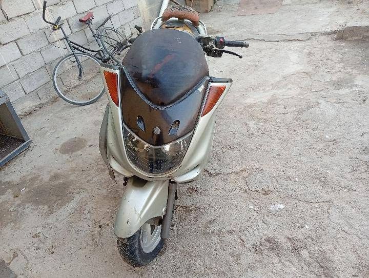 دراجه نوعها ماجسته عنوان ميسان مكانها سعر الدراجه 350 وبيها مجال***********
