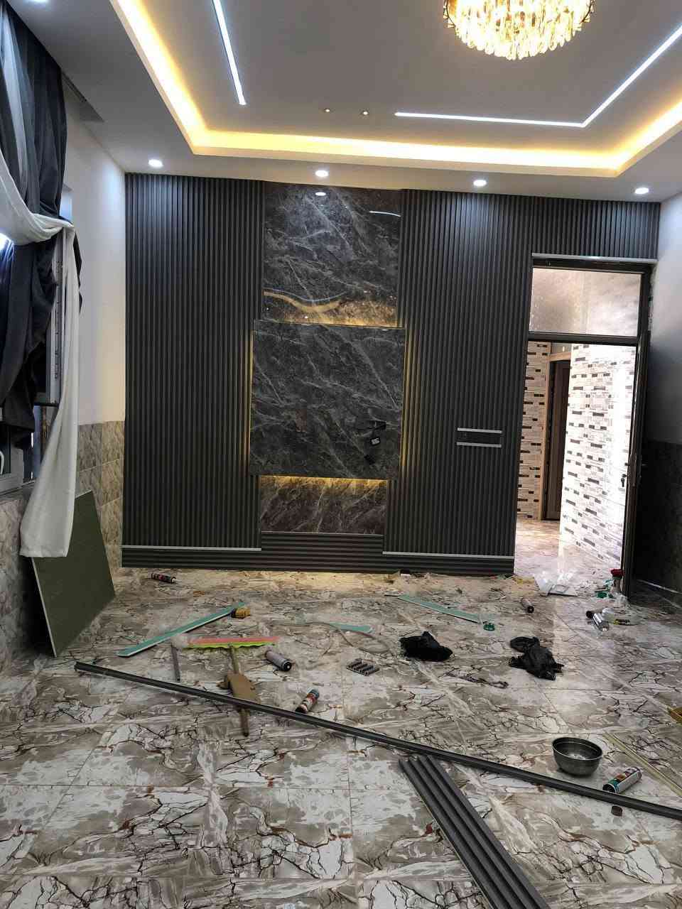 ليكتمل جمال بيتك
نقدم لكم احدث الديكورات جبس بورد وارقى التصاميم وإبداعات في عالم الديكور  دقه فالعمل وسرعه بالأنجاز
بدارت اصطه (محمدالسبهان) 
سغف مغربي
 بسعار مناسبه جدن 
 والخدمه تبارك الله
وبسعر مناسب جدن
 بديل الخشبه
 ‏بديل الرخام   
تغليف جدار
ديكورات شاشات
 ديكورات جبس بورد و بوكسات أناره مخفية 
 ‏ أسقف فلات جبس بورد
تصال عله رقم ***********وبي وتساب

نص مكتوب في الصور:
- ديكورات كركوك ٥٨ صورة ٦:١٦ م