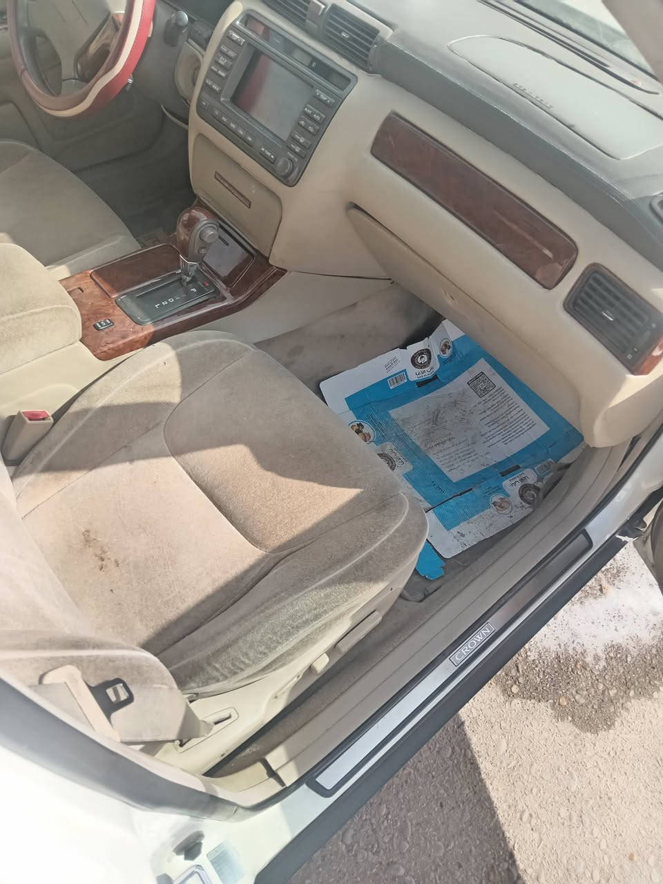 سلام عليكم سيارة ملكة للبيع أدوات كص جنطة موديل ٢٠٠٢ سيارة جاهزة علة اخر حباية كير محرك مكفولات بيهة ارقام انكليزي وسنوية شرط الحاسبة تخم تاير تبريد تتفة شغال لايت عالي ناصي يشتغل سيارة جاهزة ونضيفة مكينة فيفيتي لاتنقيص ولا تبخير السعر ٣٤وبيهة مجال لطيبين العنوان ميسان العمارة وهاذة ***********بي واتساب
