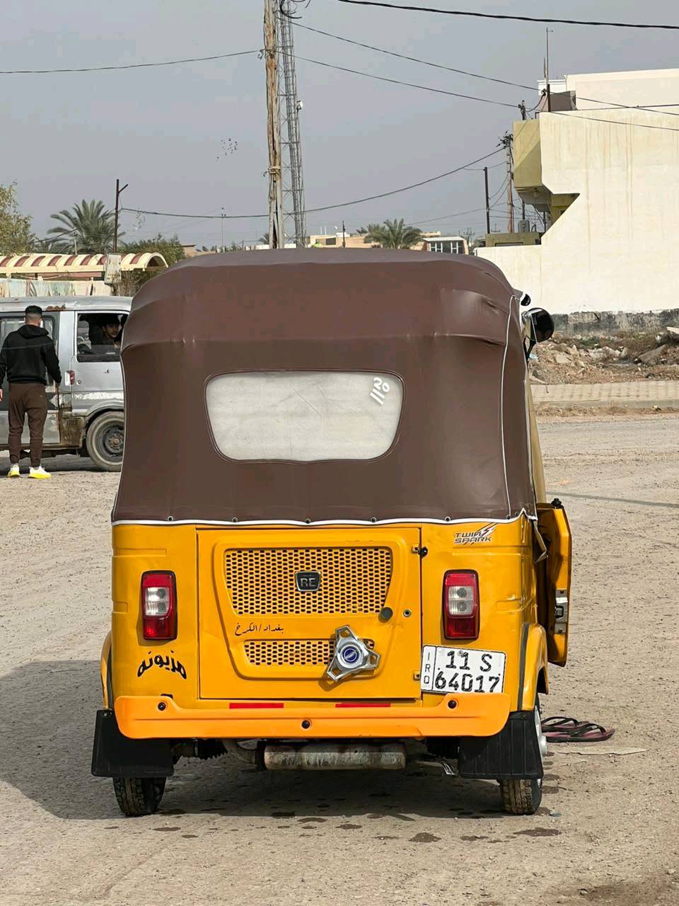 تكتك للبيع 2021 سعرها 7600وبيها مجال حك جيه مكانها ديالى الخالص