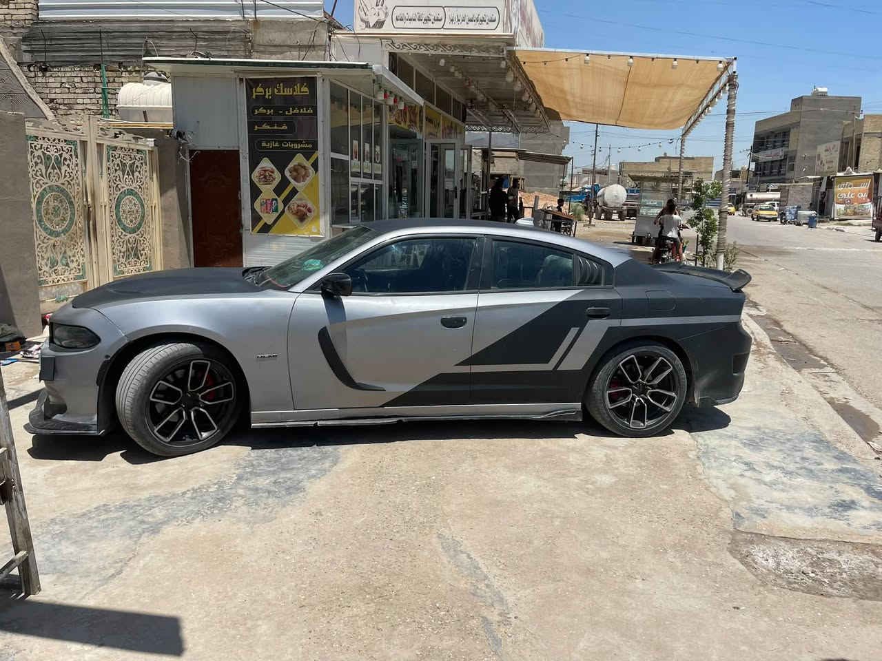 سلام عليكم جارجر موديل ١٦ حادثها باب سايق امريكا وبلعراق جاملغ امامي عكس السايق سياره خير من الله مكينه هيمي سعر ١٦٥ وبيها مجال للشراي رقمه بصره مشروع وطني مكانها بغداد مكلف بلنشر اخوان لحد يراسل خاص تفاصيل يم راعيها   رقم راعيها   ‭***********
