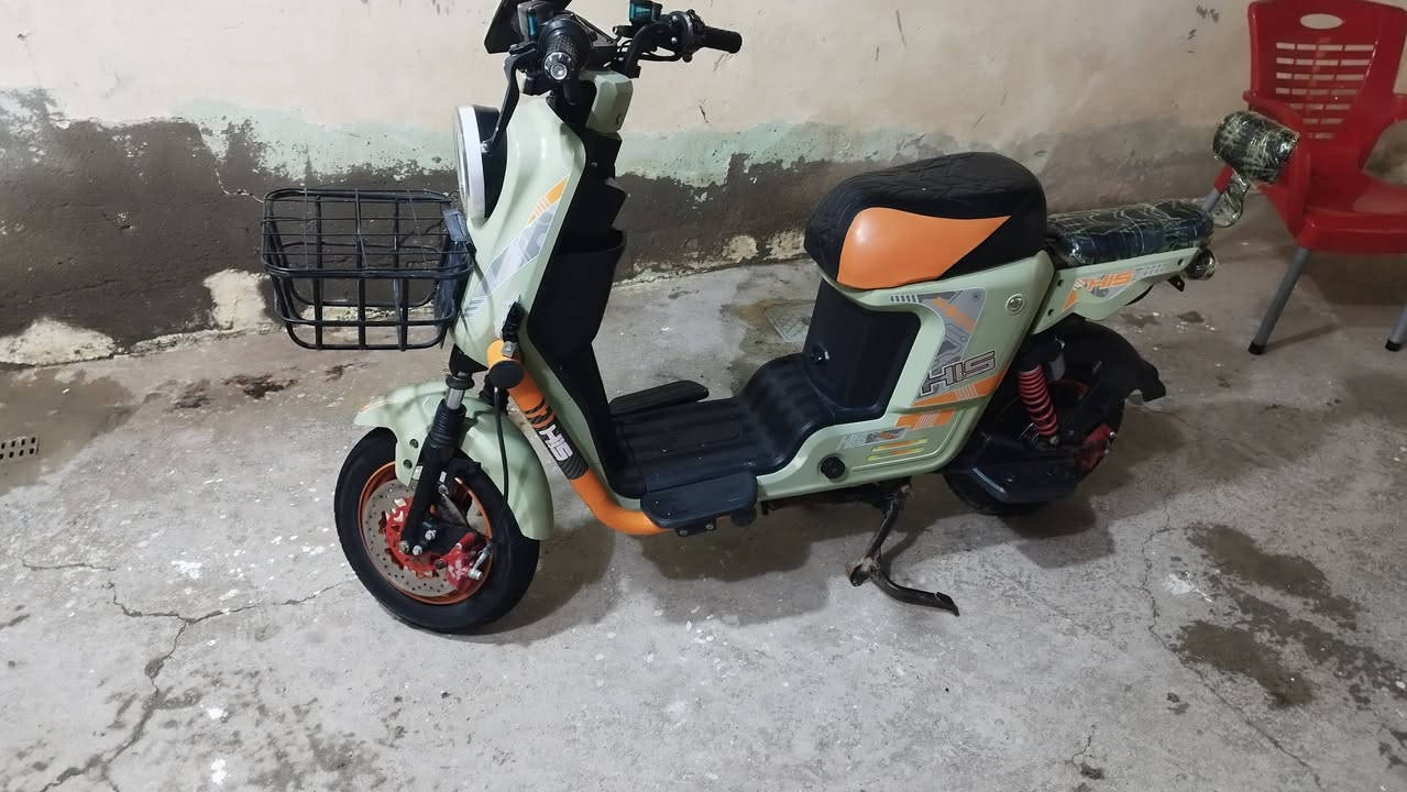 بيع مستعجل السعر 350 مكان كاطون شارع ابو رباح هاذا رقمي ***********
