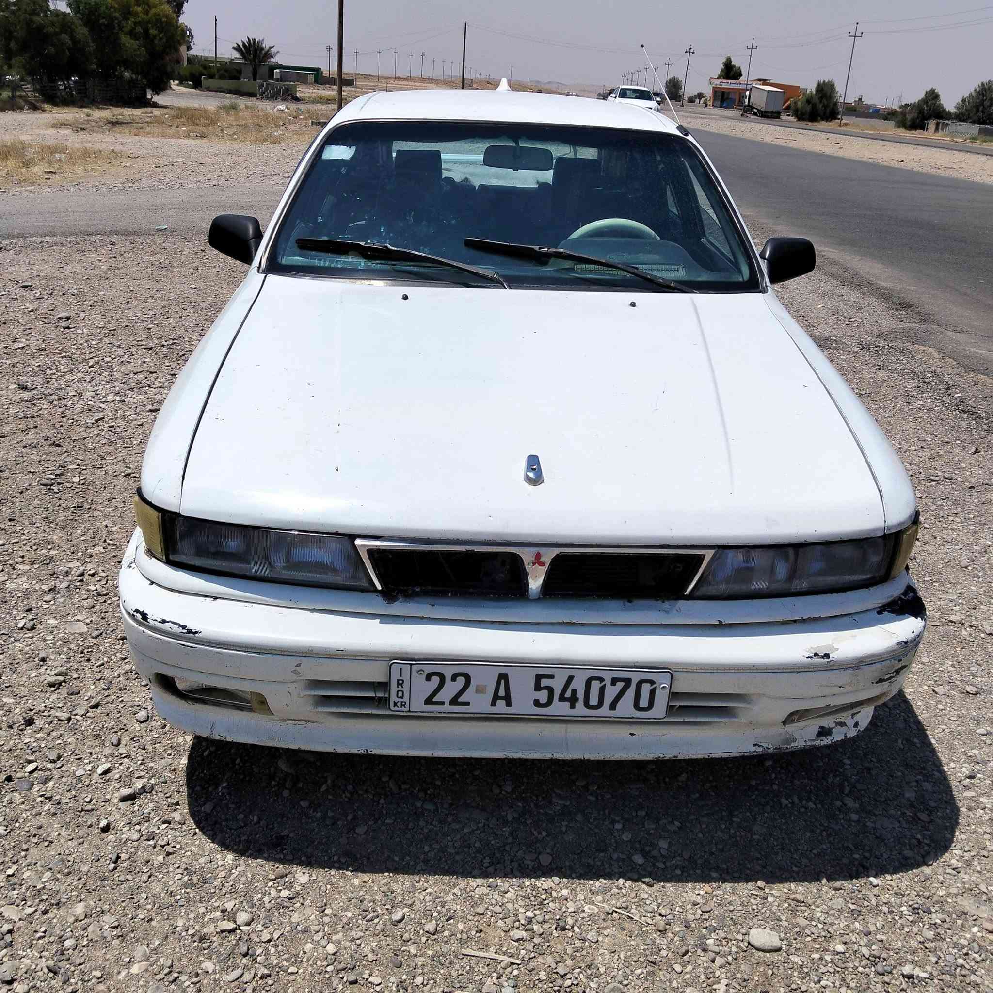 سيارة لبيع مديل 1990سنويه 27 عنوان ديالى خانقين وباقي تفاصيل انتصل عل رقم ***********
