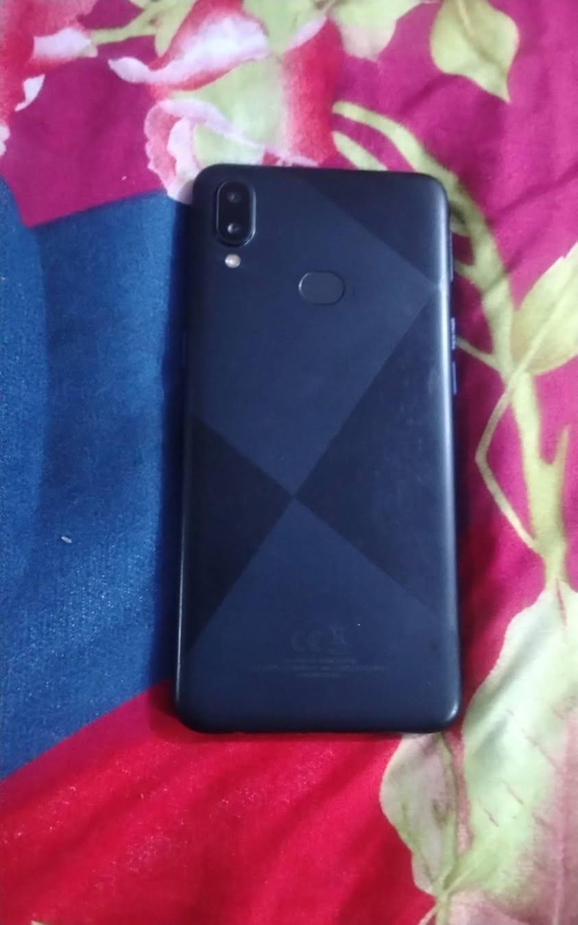 السلام عليكم عندي اي 10 اس 
شراي خاص 
او يتصل على هذا الرقم 
***********
