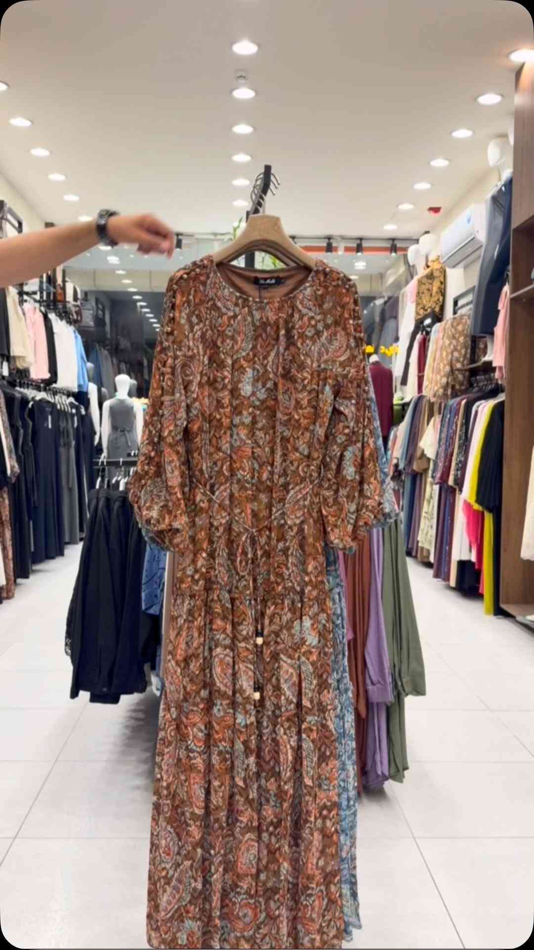 فستان كوالتي • مقاسات L-3XL • النجف الاشرف