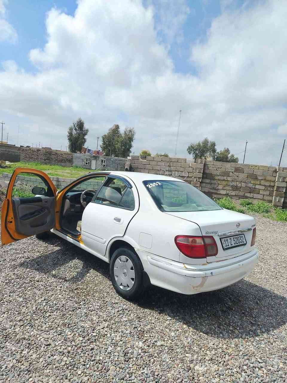 السلام عليكم 
#مكلف بالنشر 
نيسان سني موديل 2002 مصبوغة عام منقولة من تكسي الى خصوصي رقم بغداد دولي مشروع وطني سنوية لل 2030 شرط التحويل والوكالة گير عادي تدفئة تبريد محرك گير شرط
الصدر والتايرات فوگ نص العمر 
( السعر 61$ ) وبيها مجال البيع نقد نقد نقد لا مراوس ولا اقساط ولا مدة  للاستفسار الاتصال على 
***********
