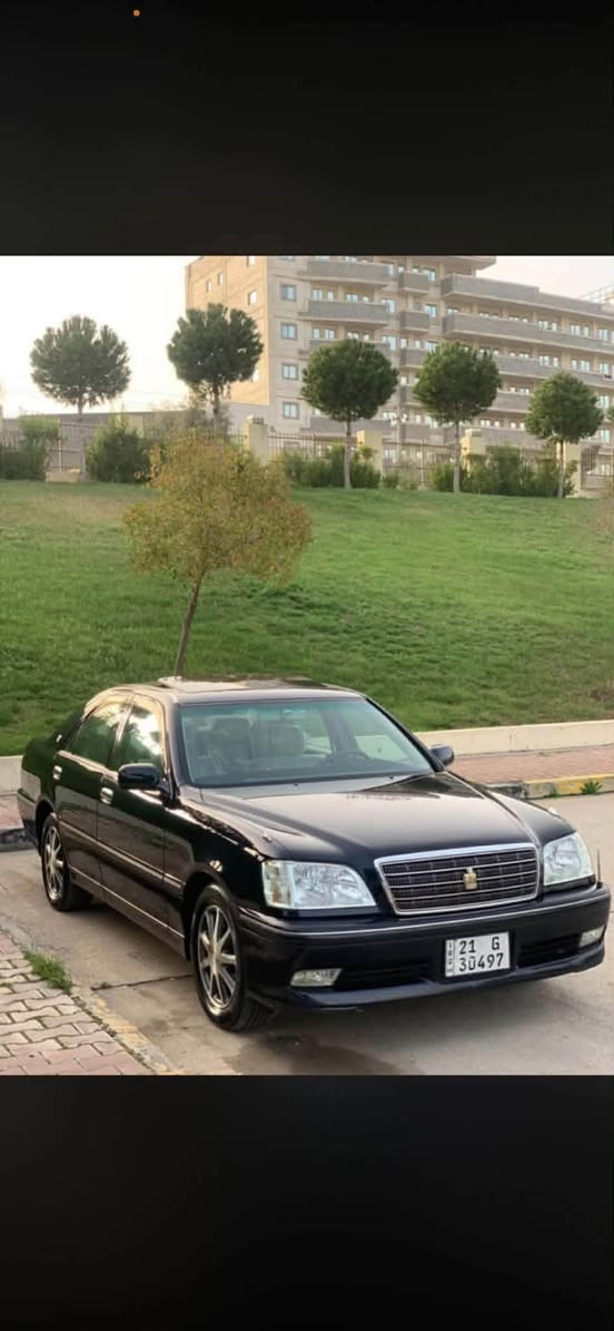 السلام عليكم ملكه للبيع سليمانيه تحويل بسمك يلا تنطي فلوس٣ دكم فتحه سلايد روف ديفور الجبير مكفولهالسعر ١٤٠ مكاني بغداد ***********

نص مكتوب في الصور:
- 9 من 11
- 8 من 11