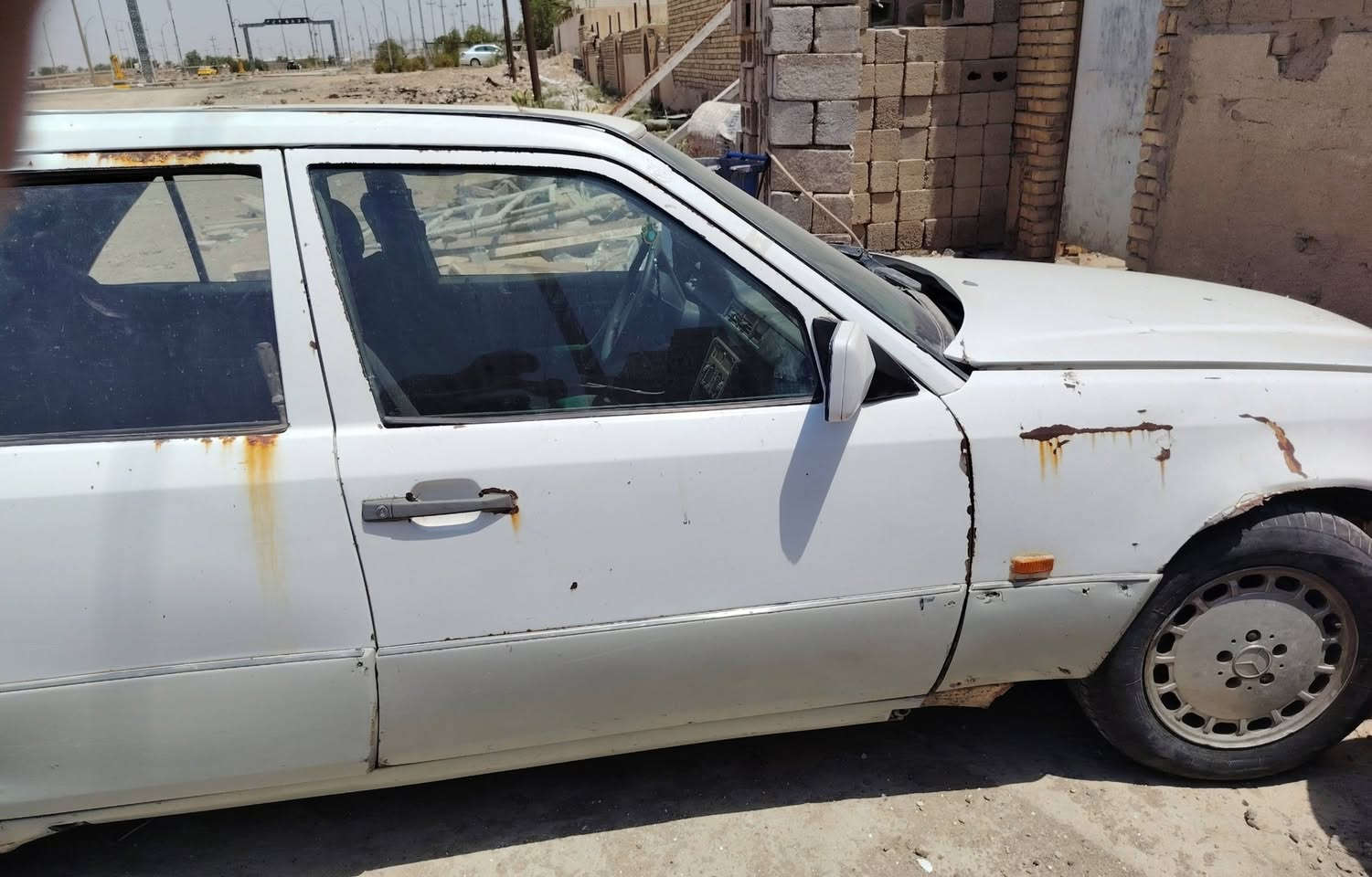 🚘 #سيارة_للبيع
مرسيدس 300 (دب) – موديل 1988
📍 الموقع: #العمارة
📞 للاستفسار والشراء: ***********
***********
📋 مواصفات السيارة:
النوع: #مرسيدس 300 (#دب) صالون
الموديل: 1988
اللون: أبيض
التسجيل: بغداد / خصوصي (حرف و)
الحالة: #مـــــــوازي
⚠️ ملاحظة: السنوية منتهية الصلاحية منذ 2021/2/22
